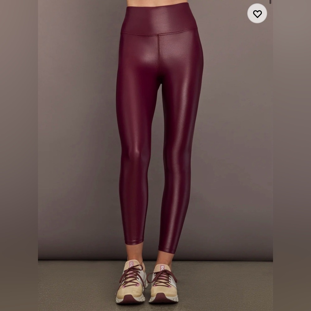 Carbon38 High Rise 7/8 Legging in Takara Shine - Fig